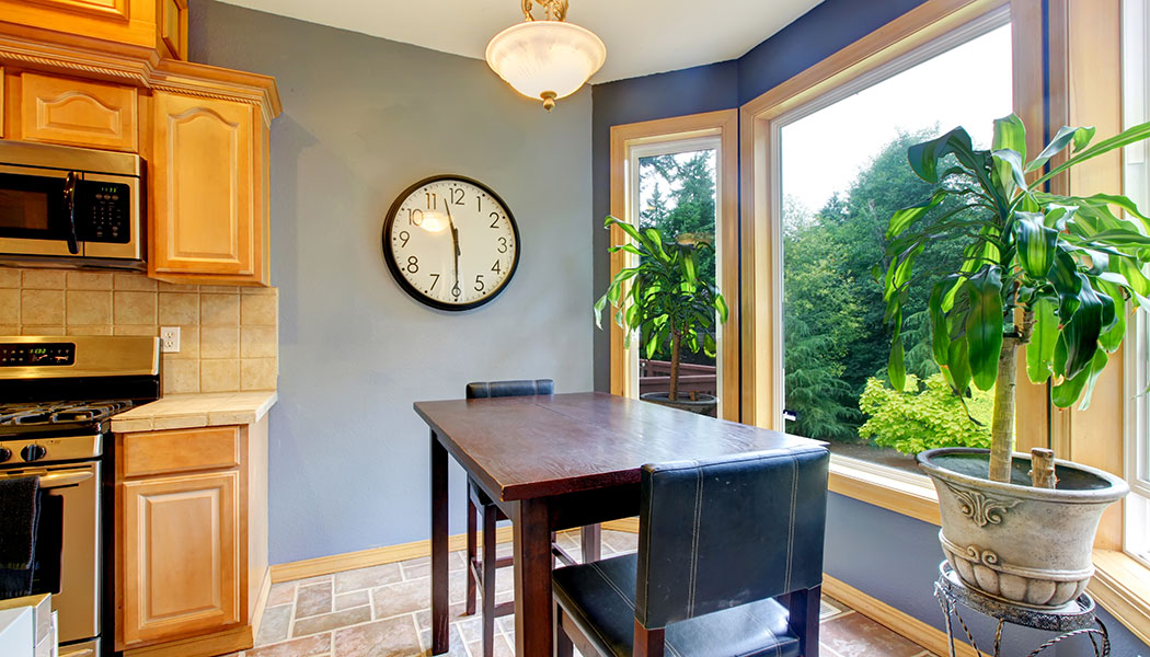 Design a breakfast nook