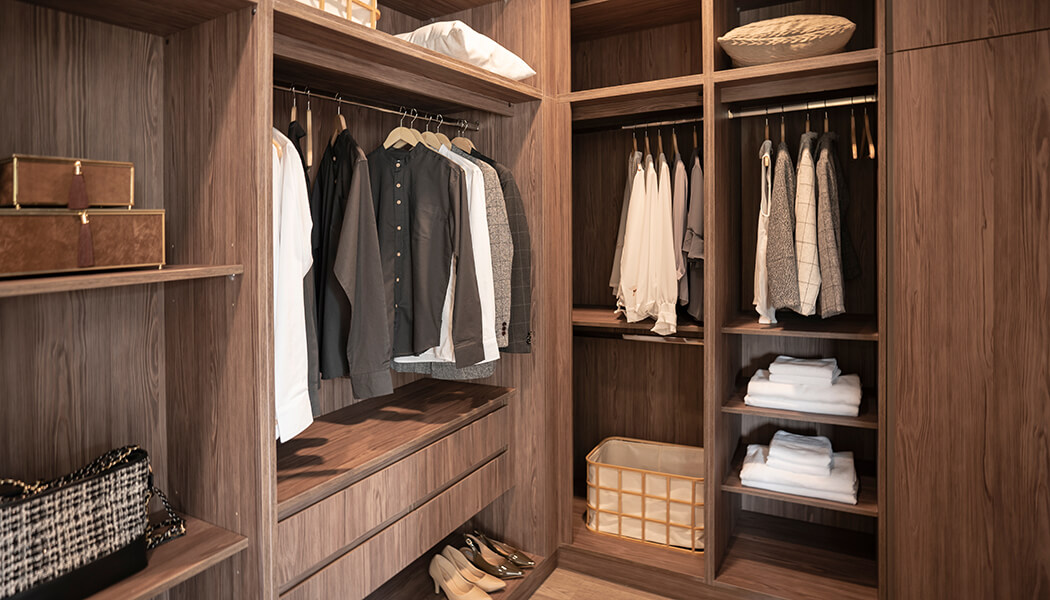 Use Different Types of Closet Storage